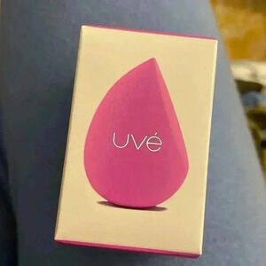 Helio Uvé makeup blending tool NWT